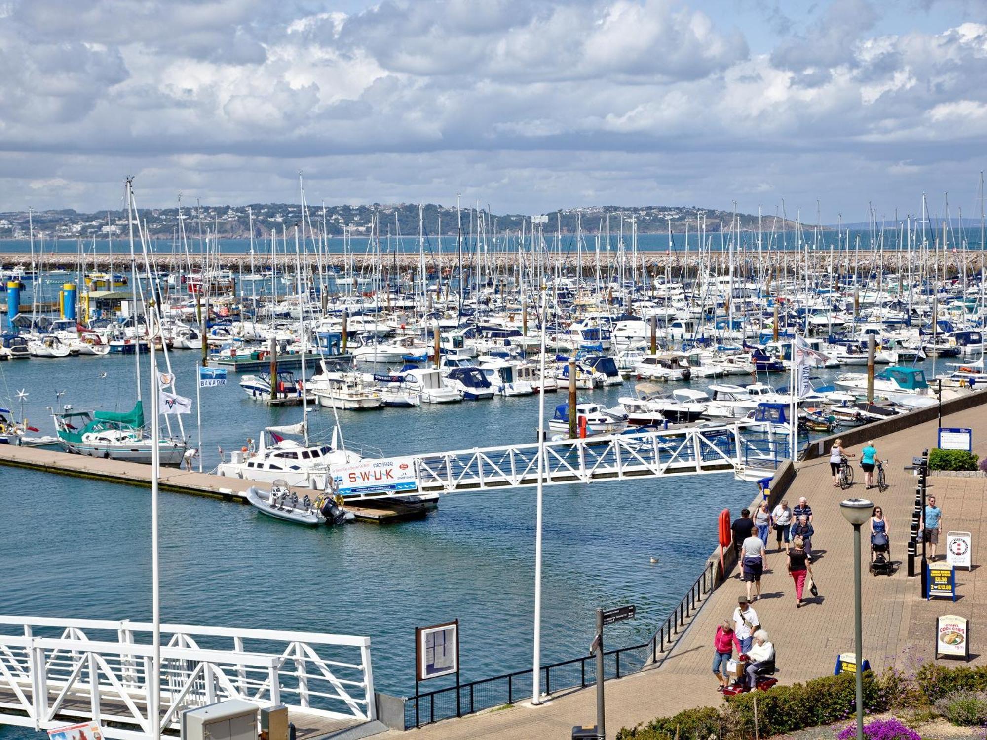 55 Moorings Reach Appartement Brixham Buitenkant foto